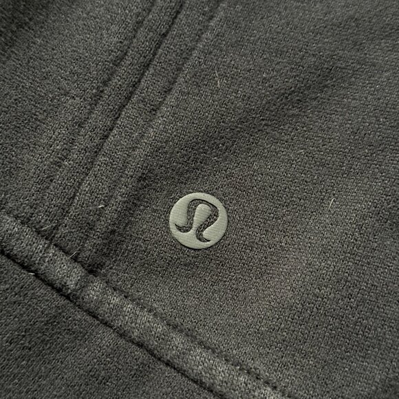 Lululemon Women's Scuba Pullover Hoodie - Black - Picture 3 of 6